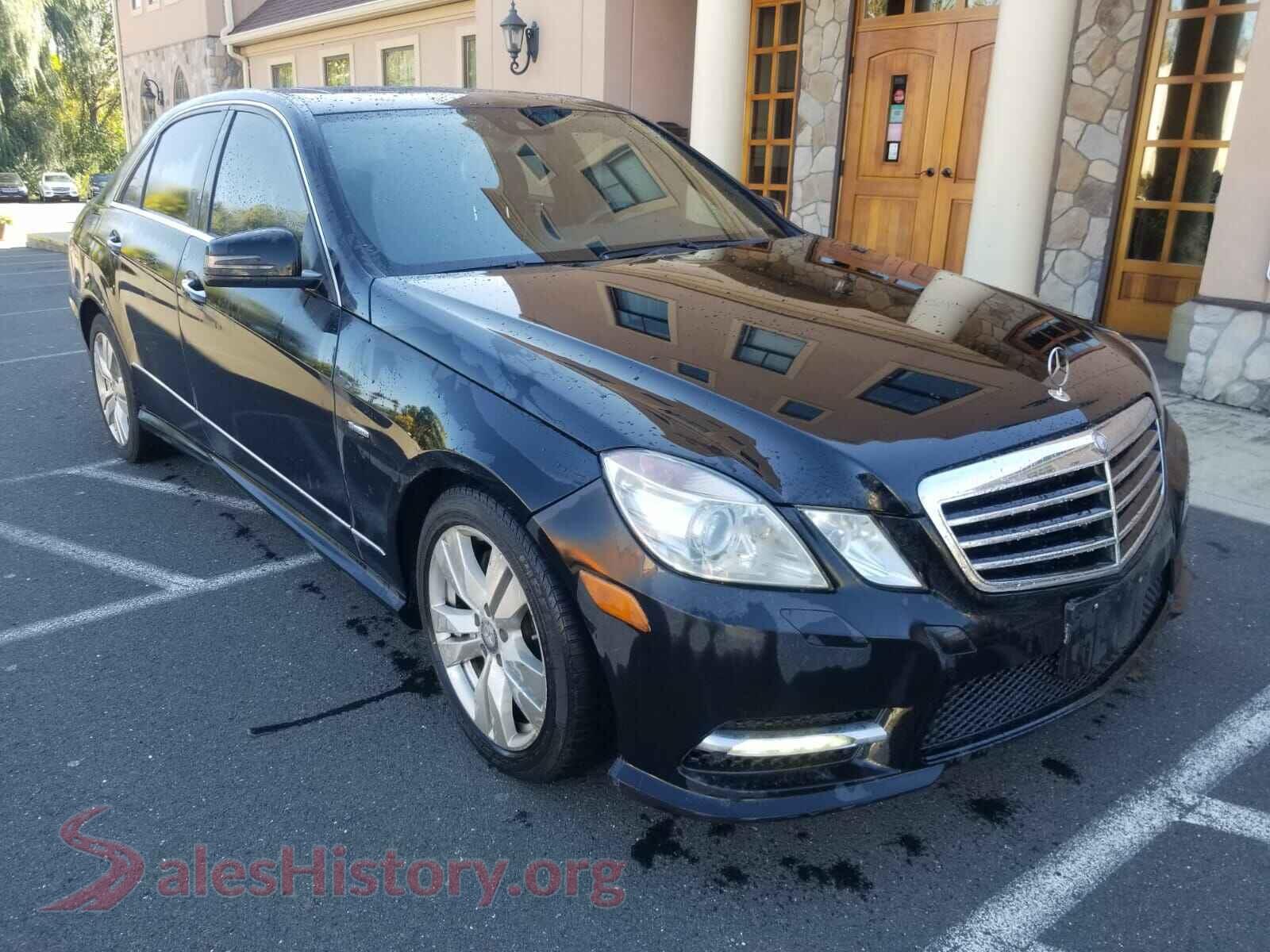 2012 MERCEDES-BENZ E 350 BLUE — VIN WDDHF2EB9CA608501