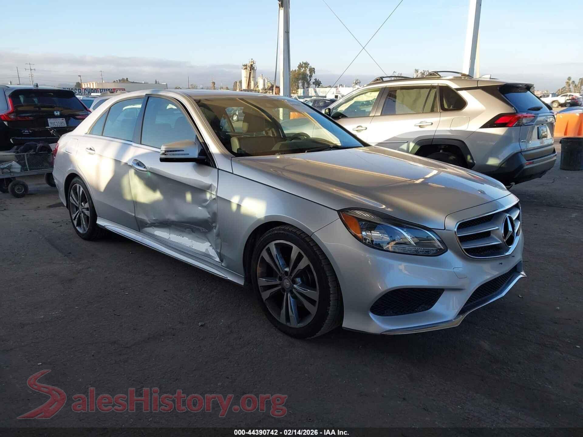 2014 MERCEDES-BENZ E 350 — VIN WDDHF5KB5EB030464