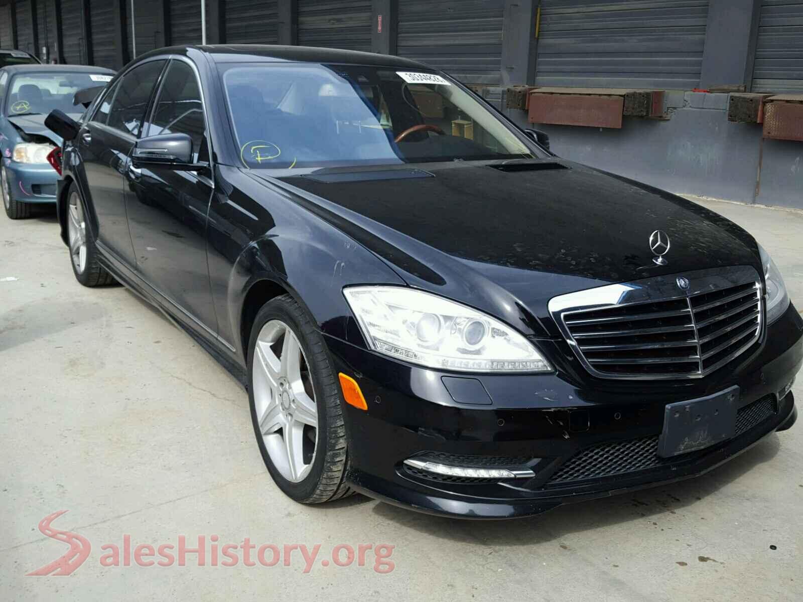 2010 MERCEDES-BENZ S550 — VIN WDDNG7BB7AA345004