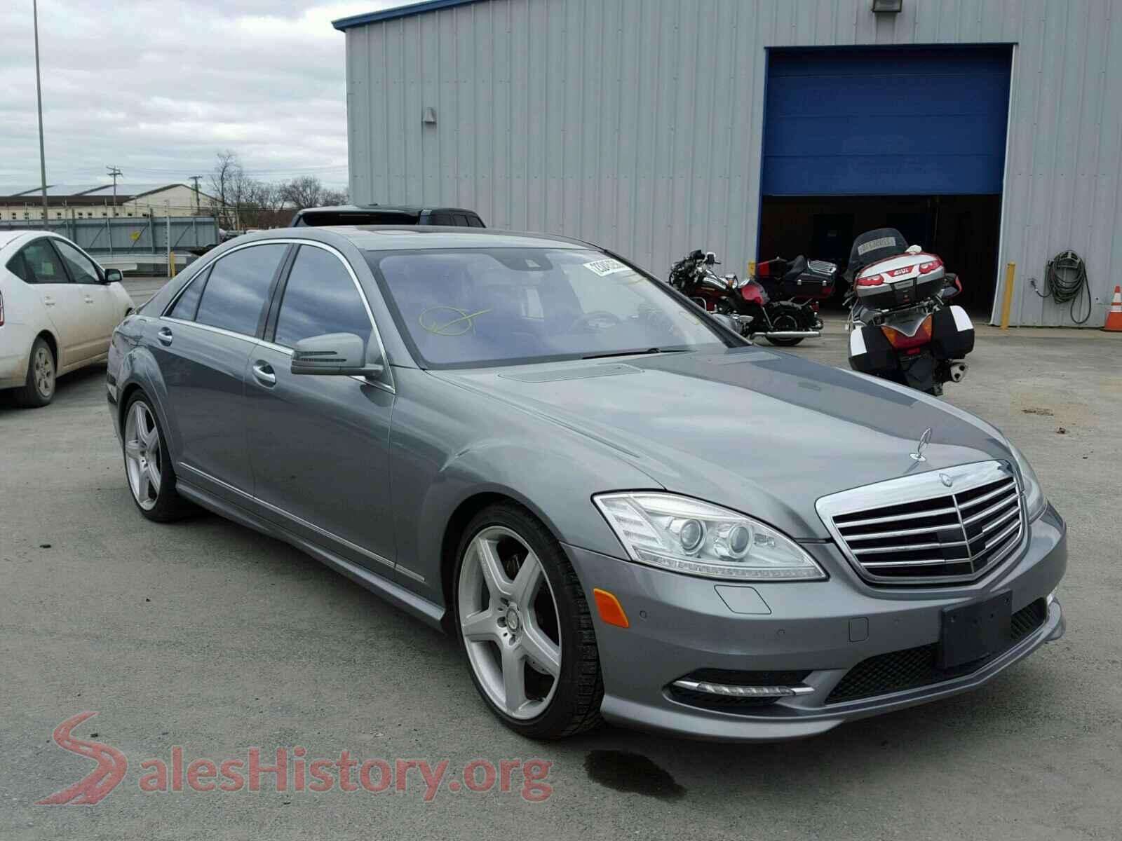 2011 MERCEDES-BENZ S550 — VIN WDDNG7BB9BA395596