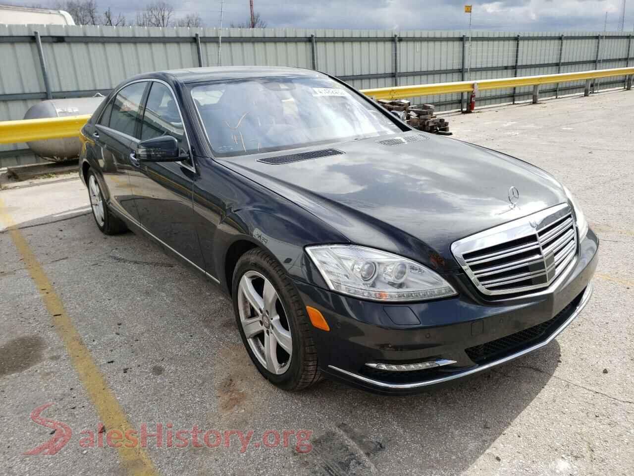 2013 MERCEDES-BENZ S-CLASS — VIN WDDNG9EB4DA515444