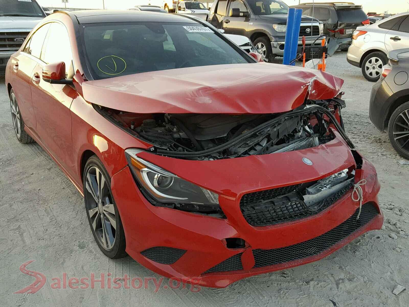 2014 MERCEDES-BENZ CLA 250 — VIN WDDSJ4EB5EN039710