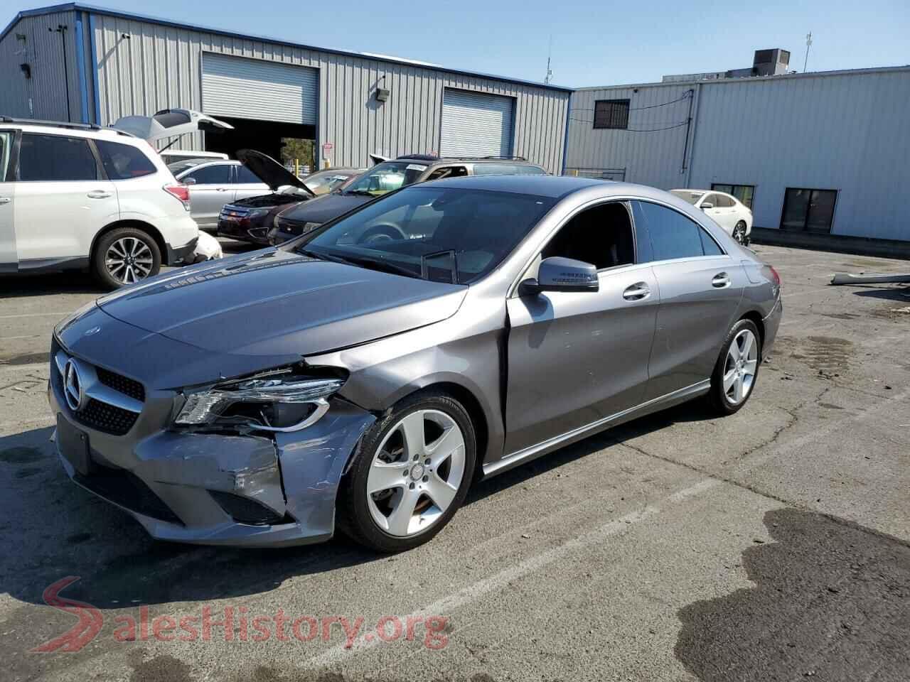 2015 MERCEDES-BENZ CLA-CLASS — VIN WDDSJ4EB7FN182885