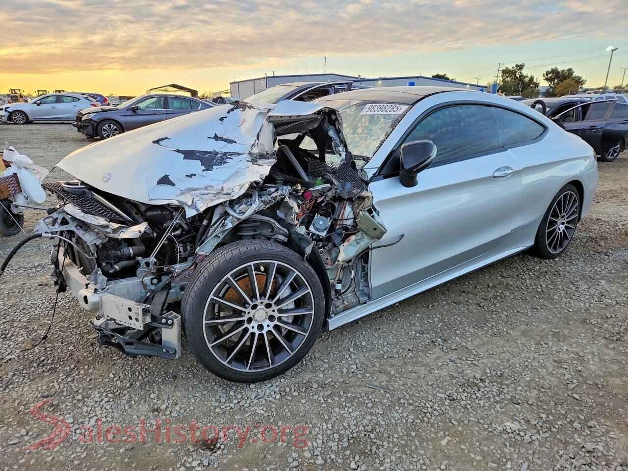 2017 MERCEDES-BENZ C-CLASS — VIN WDDWJ4JB9HF379996