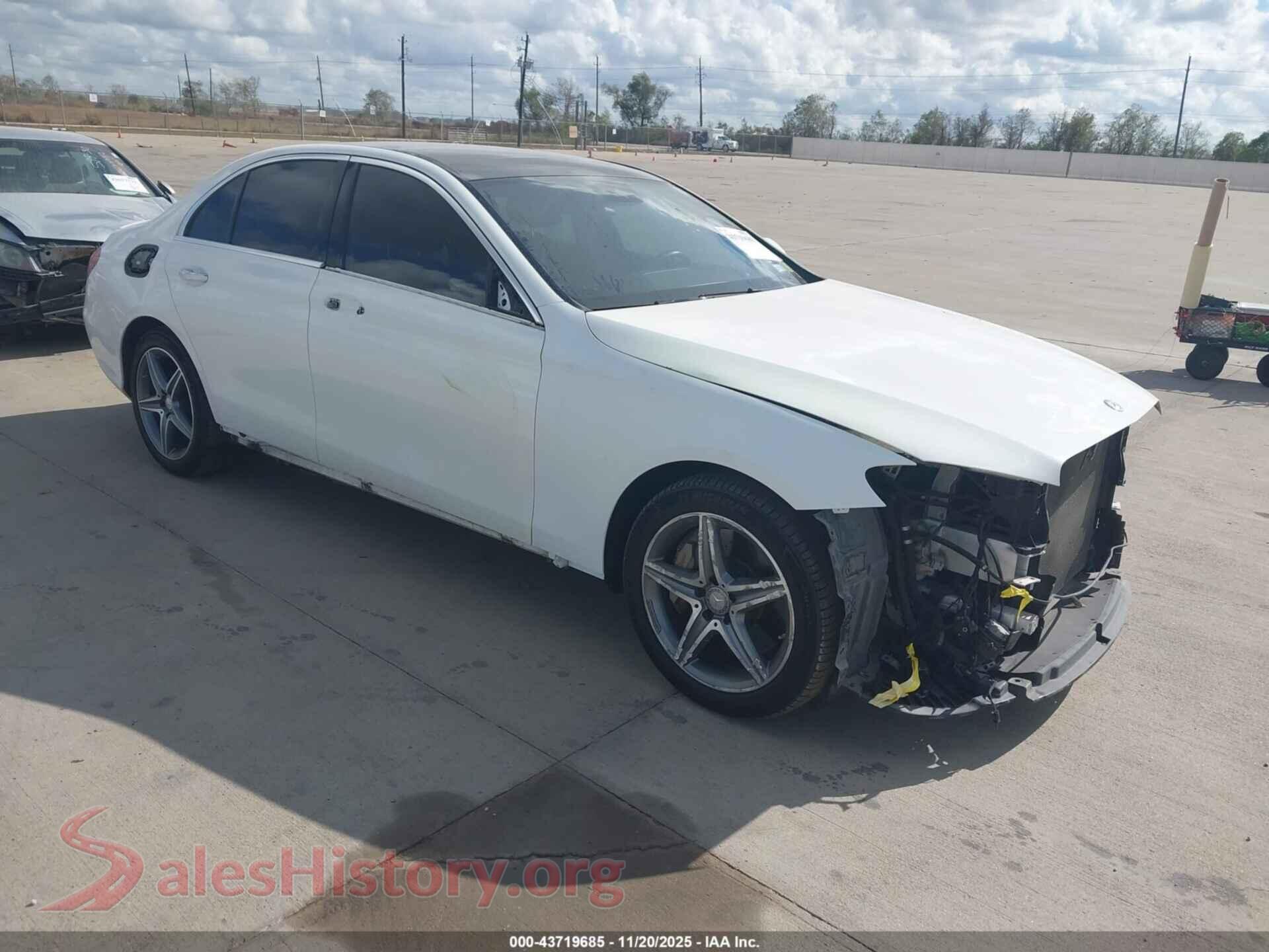 2017 MERCEDES-BENZ E 300 — VIN WDDZF4KB5HA096733