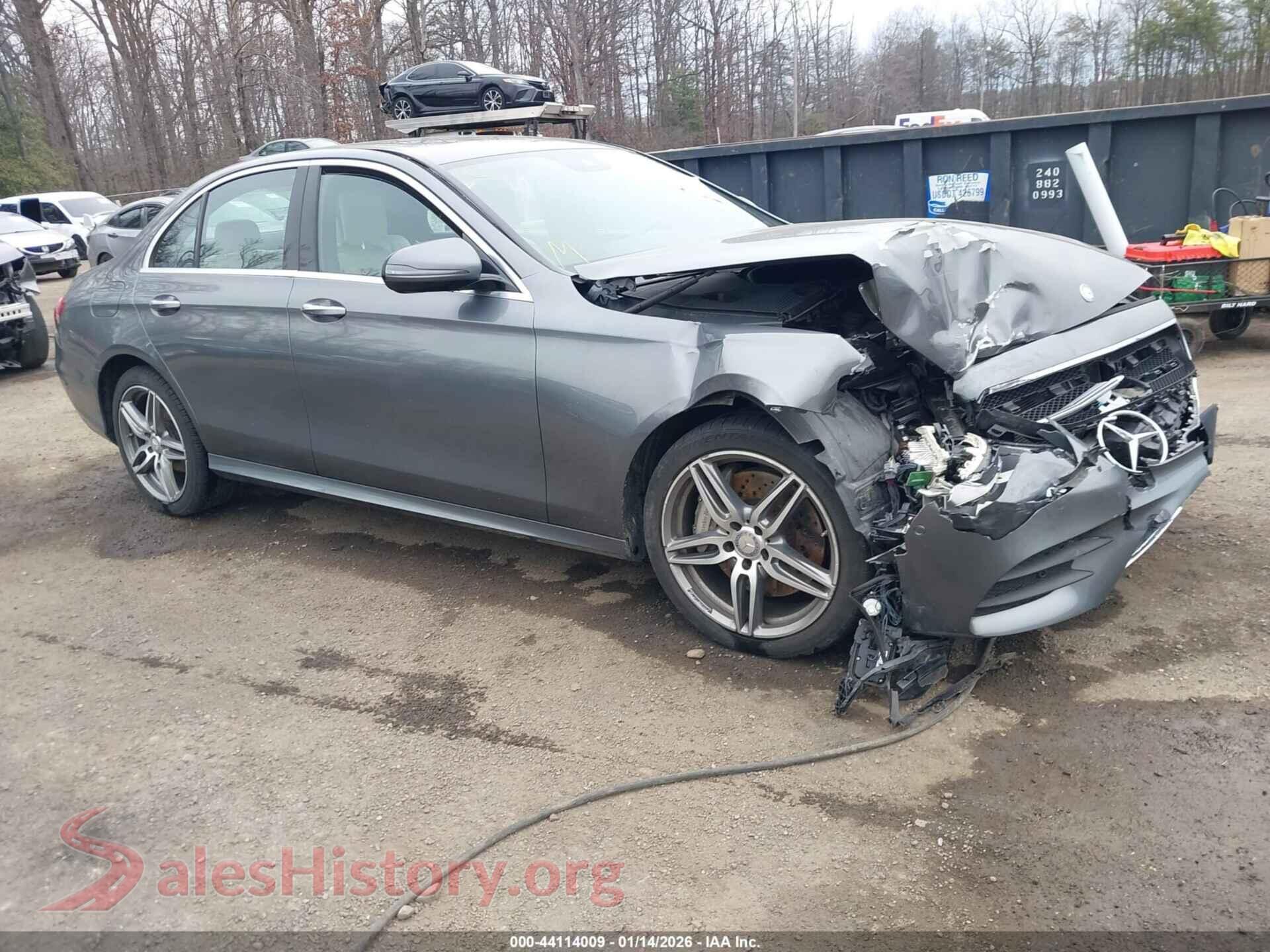 2017 MERCEDES-BENZ E 300 — VIN WDDZF4KB5HA206583