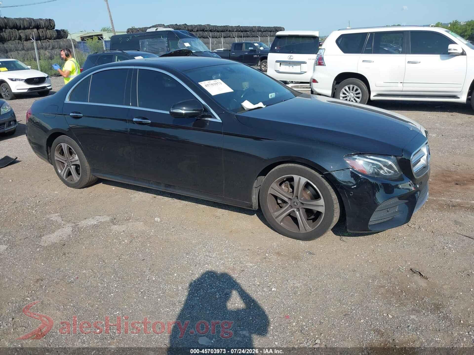 2019 MERCEDES-BENZ E 300 — VIN WDDZF4KB8KA507775