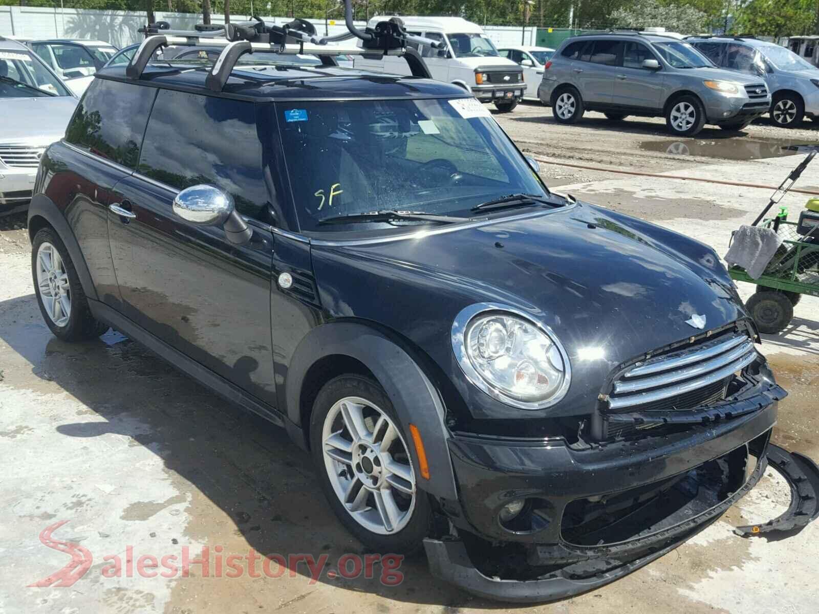 2011 MINI COOPER — VIN WMWSU3C53BT253527