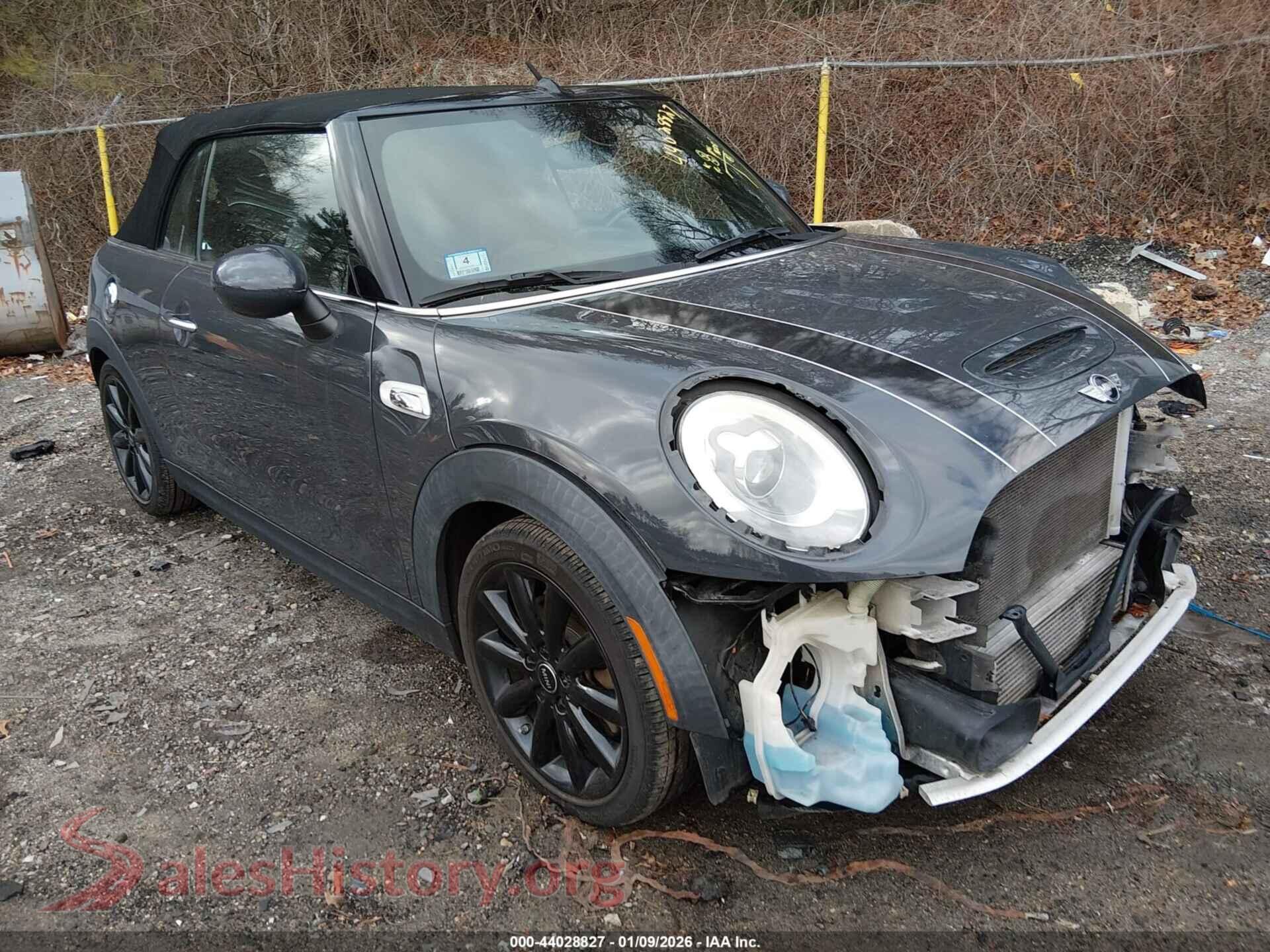 2018 MINI CONVERTIBLE — VIN WMWWG9C53J3C82524
