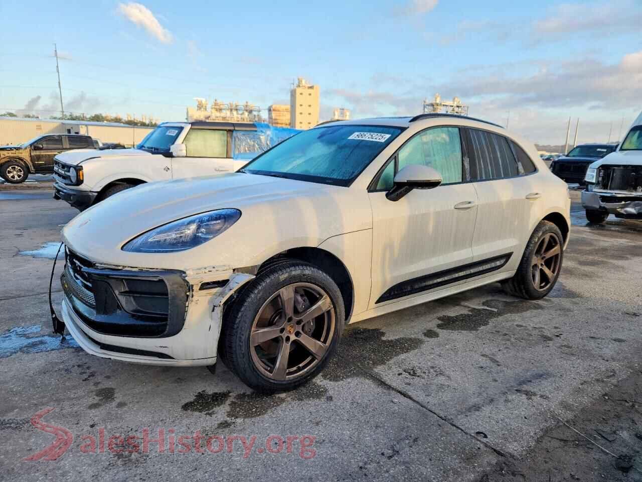 2024 PORSCHE MACAN BASE — VIN WP1AA2A58RLB05189