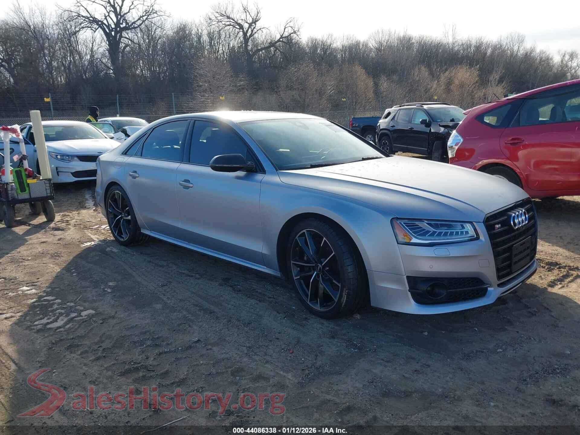 2017 AUDI S8 — VIN WUAJ5AFD9HN901228