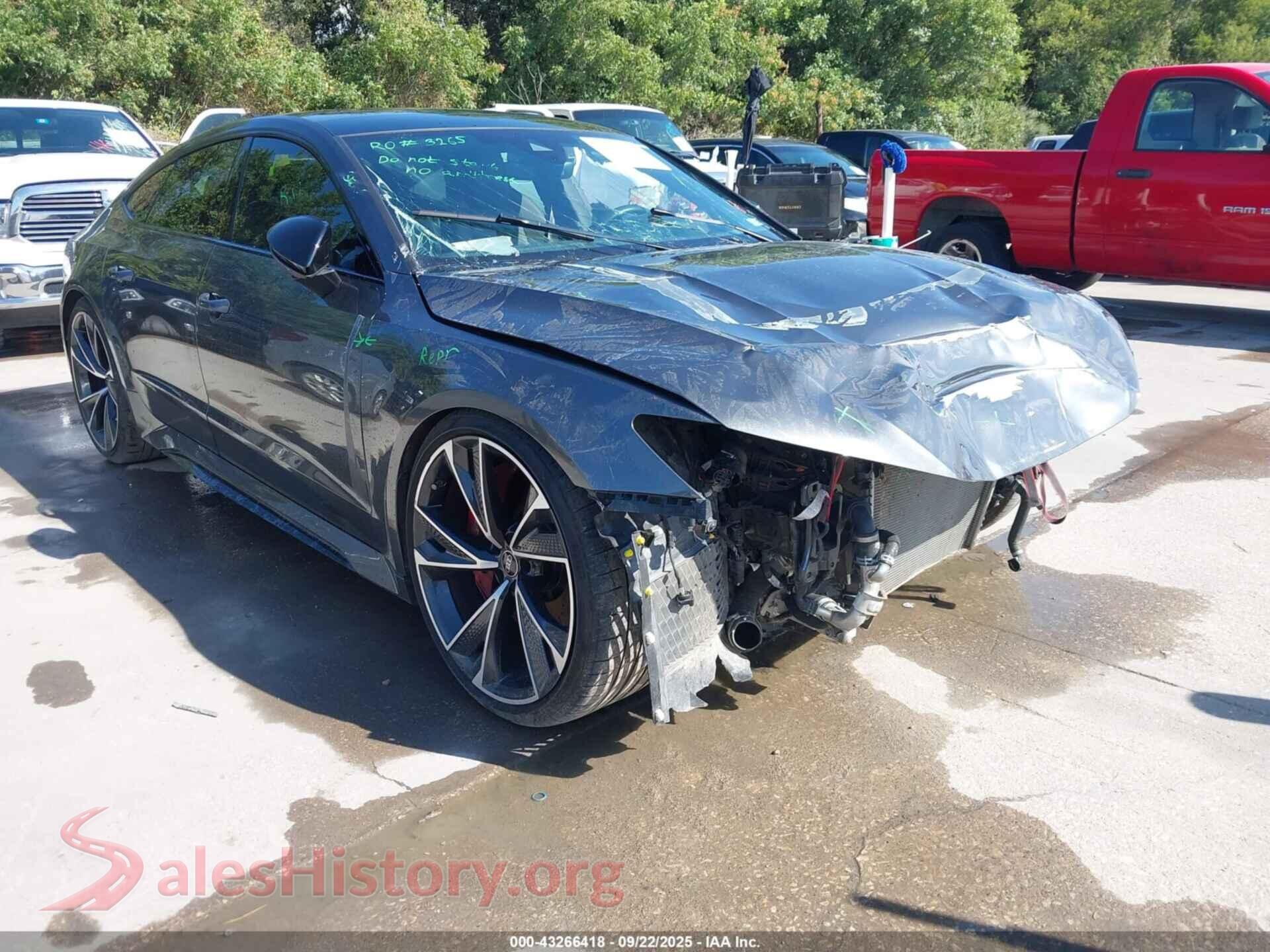 2023 AUDI RS 7 SPORTBACK — VIN WUAPCBF27PN906575