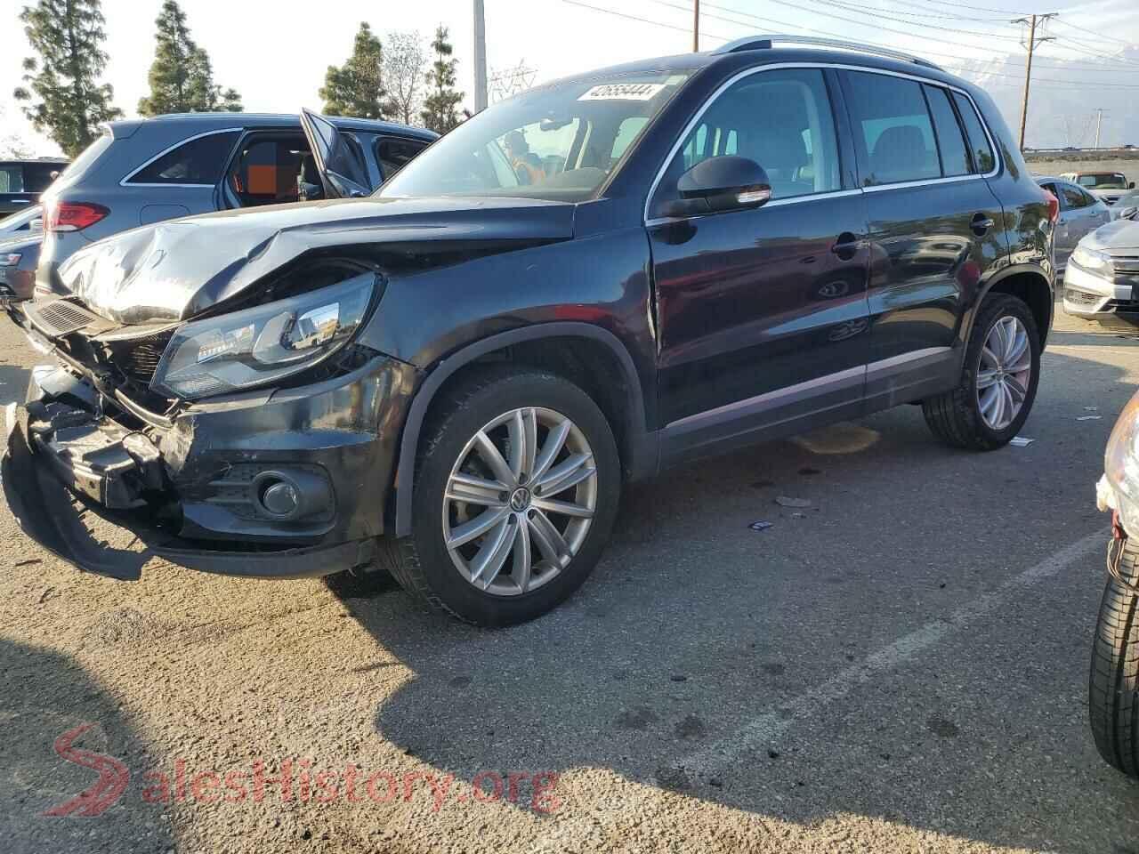 2016 VOLKSWAGEN TIGUAN — VIN WVGAV7AX2GW577089