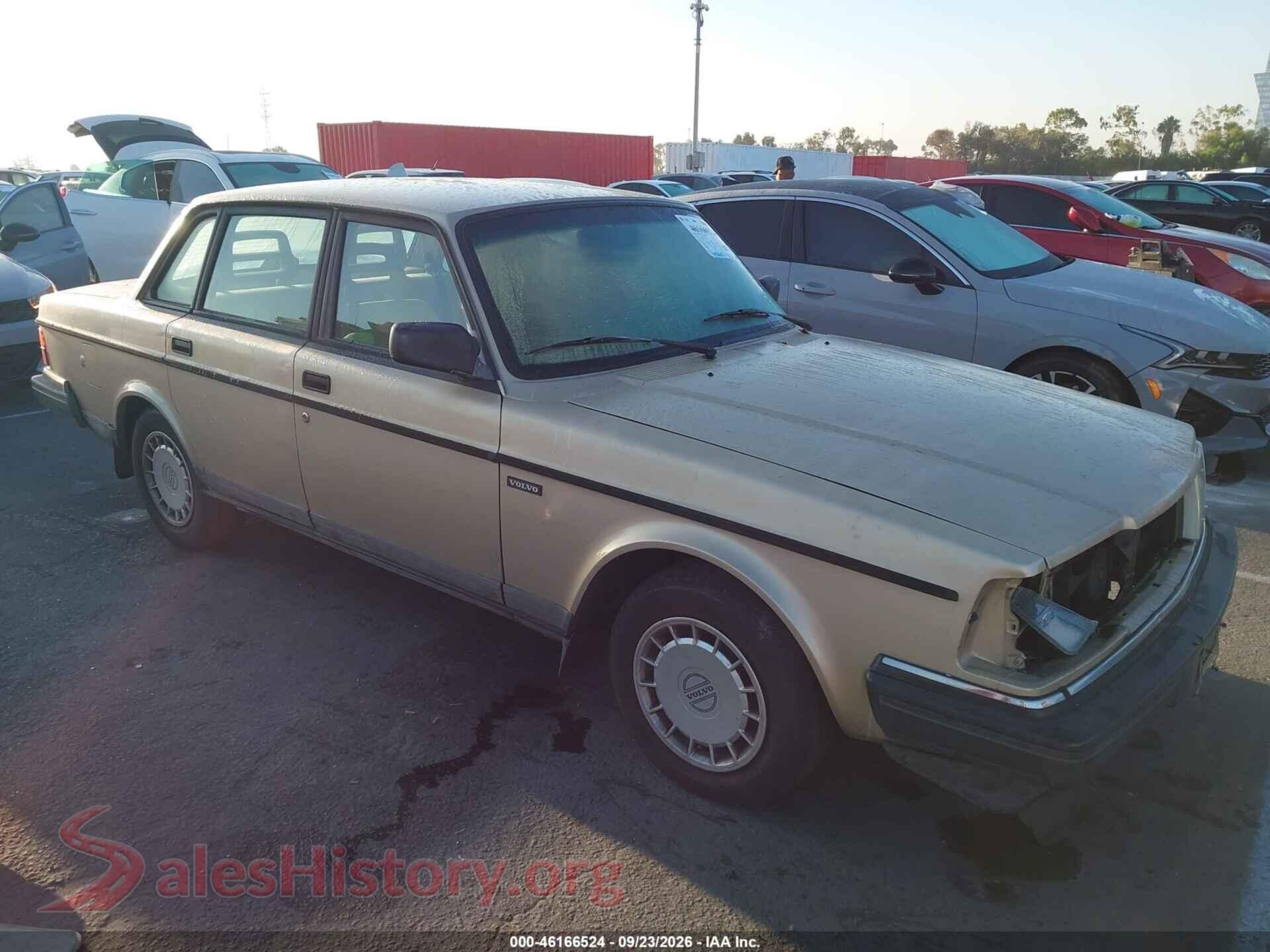 1992 VOLVO 240 — VIN YV1AS8813N1468116