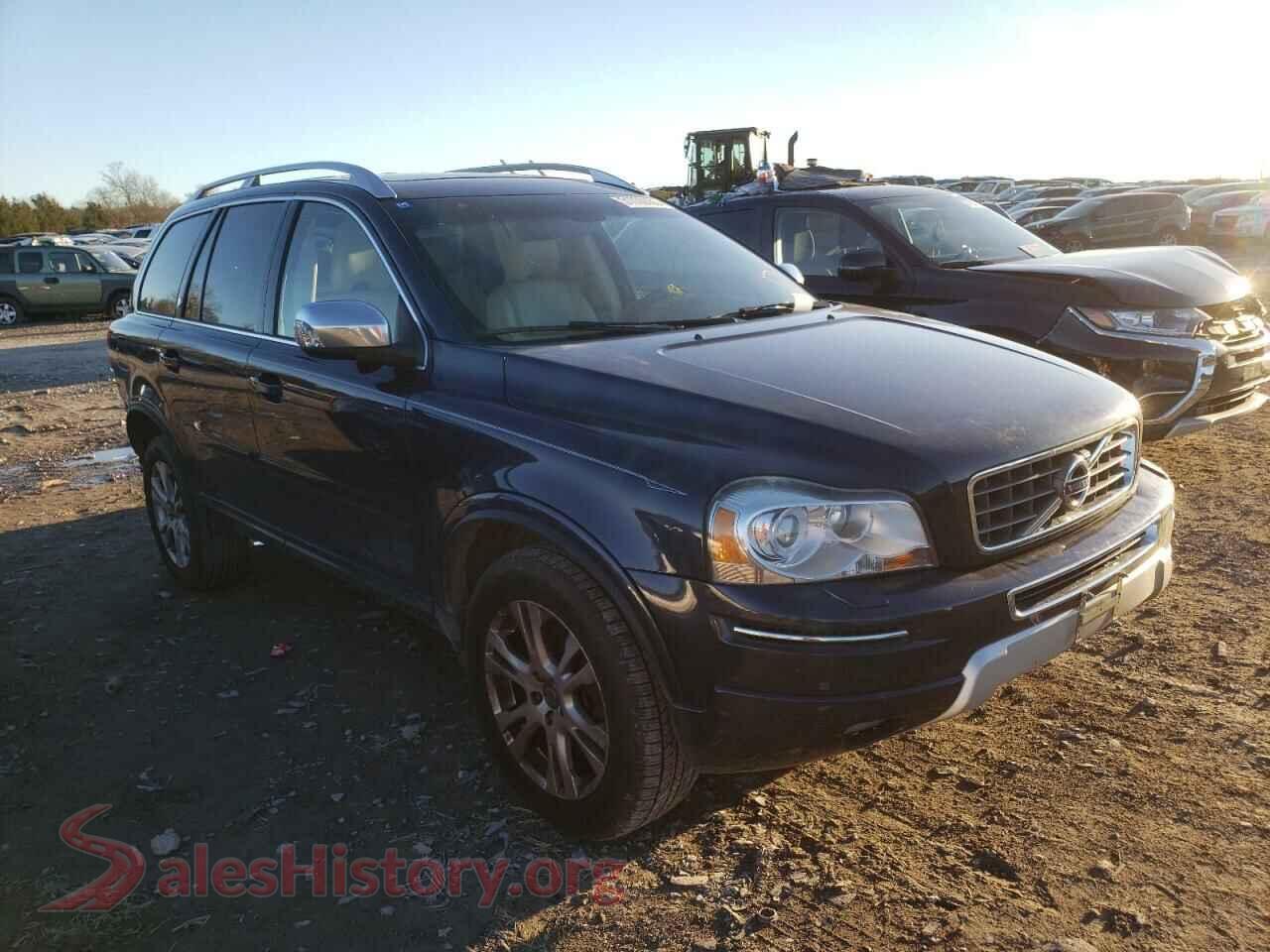 2014 VOLVO XC90 — VIN YV4952CZ3E1681090