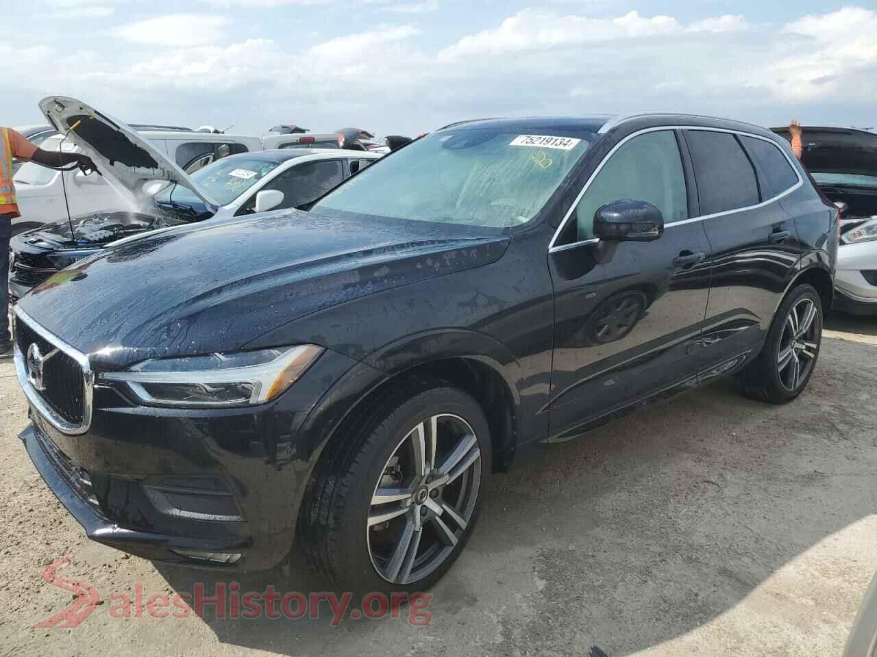 2020 VOLVO XC60 — VIN YV4A22RKXL1599158