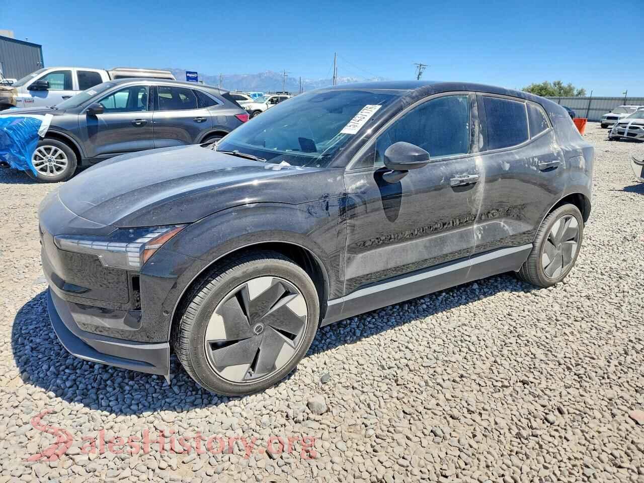 2025 VOLVO ALL OTHER — VIN YV4EK3ZL5SS135297