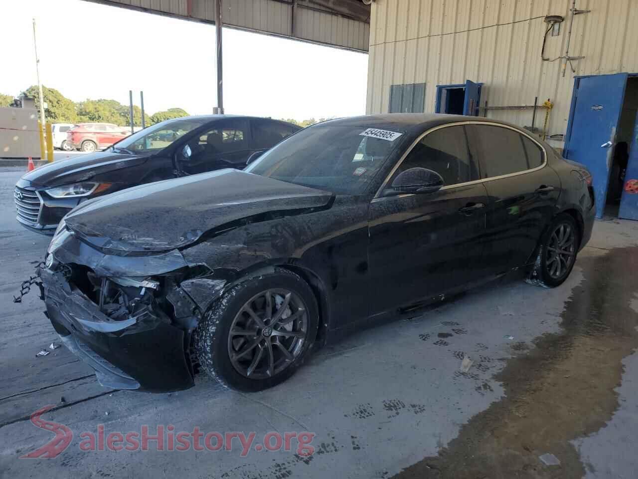 2017 ALFA ROMEO GIULIA — VIN ZARFAEBN2H7554260