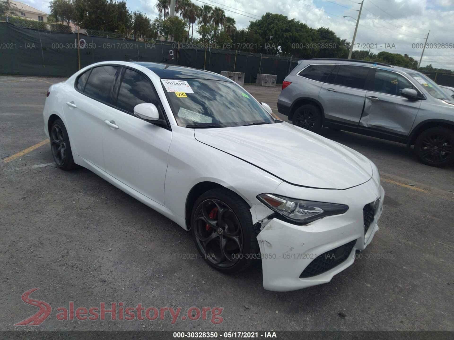2018 ALFA ROMEO GIULIA — VIN ZARFAEEN2J7567995