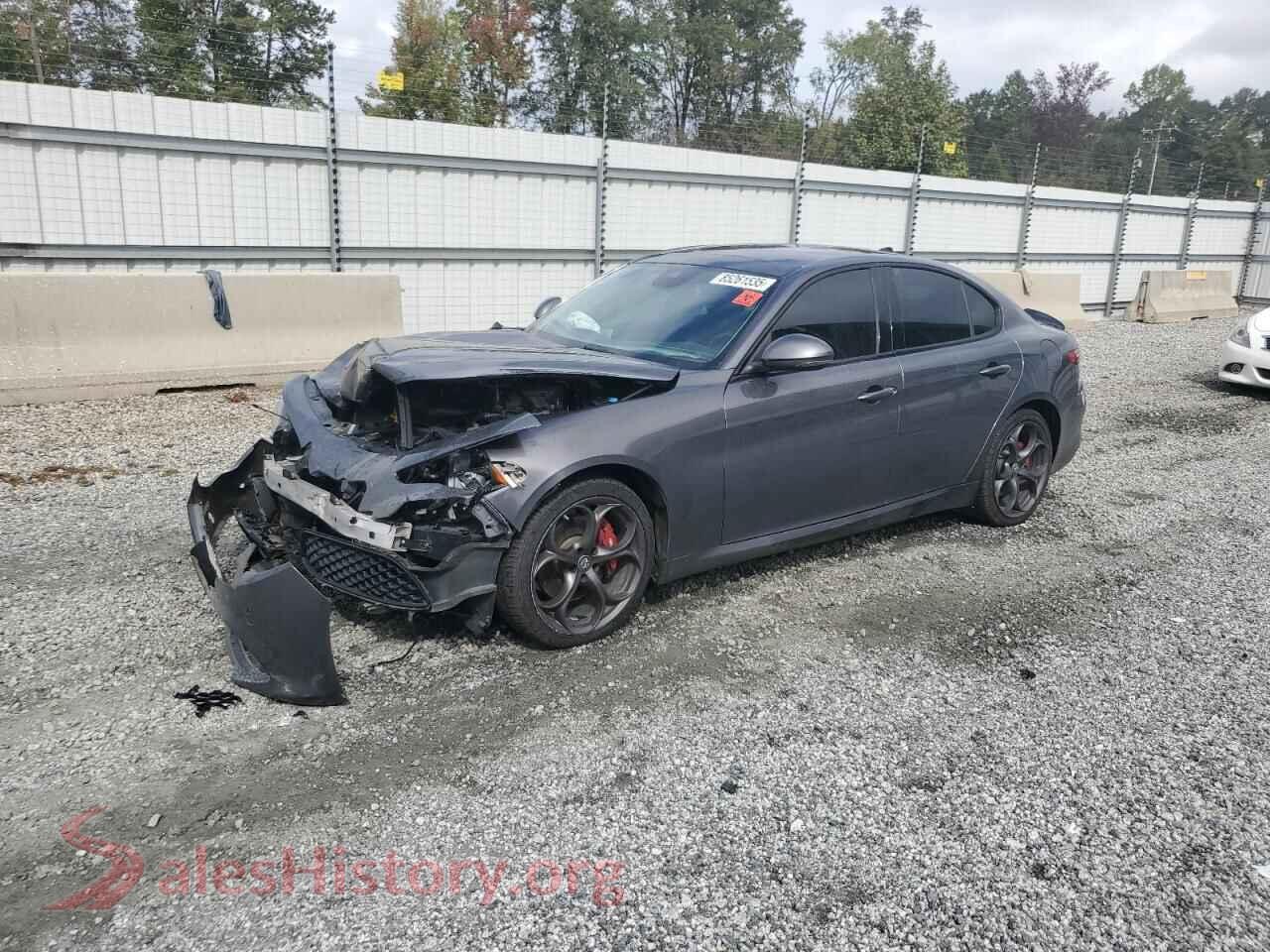 2017 ALFA ROMEO GIULIA — VIN ZARFAEEN3H7560127
