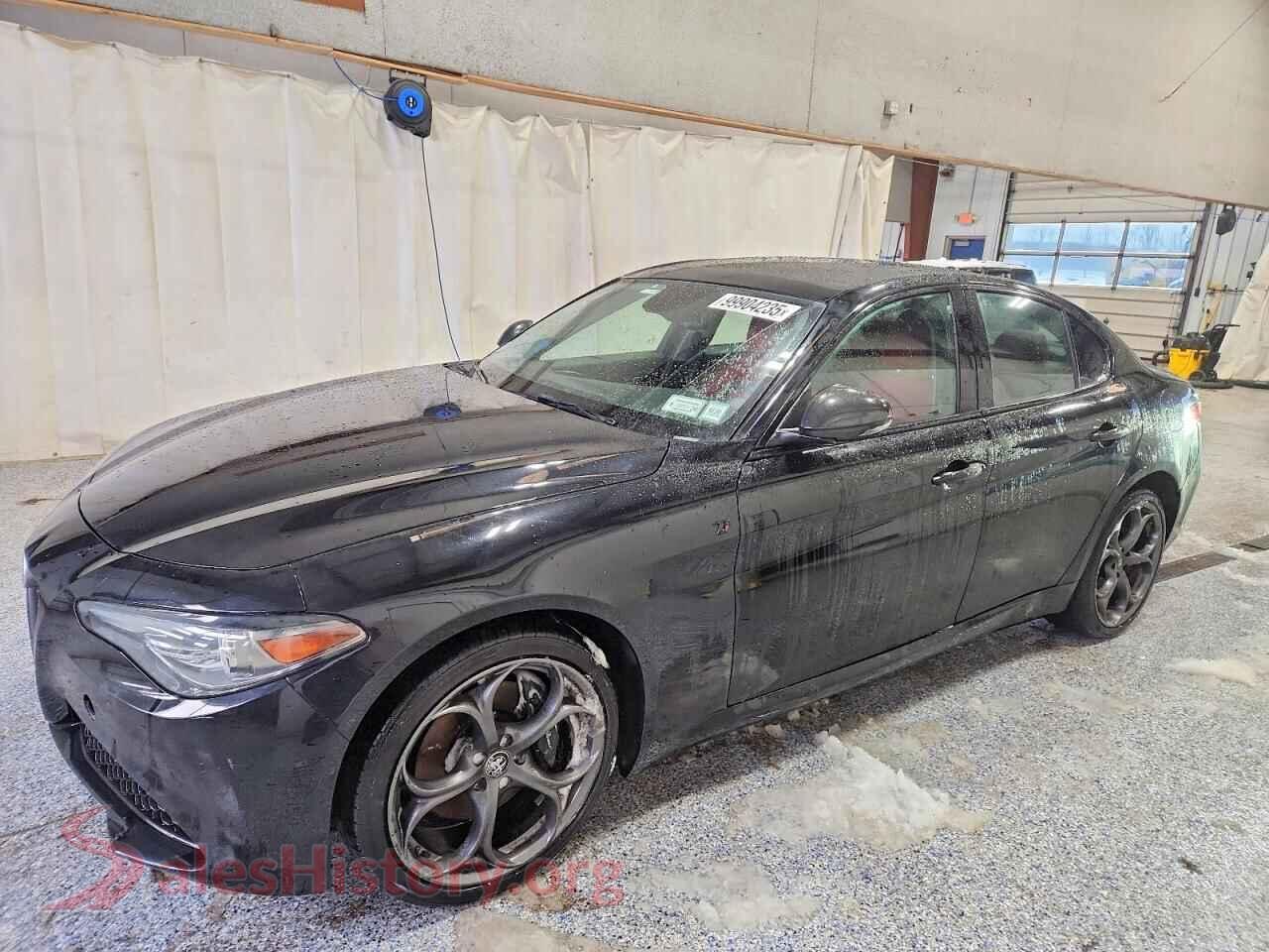 2018 ALFA ROMEO GIULIA — VIN ZARFAEENXJ7596323