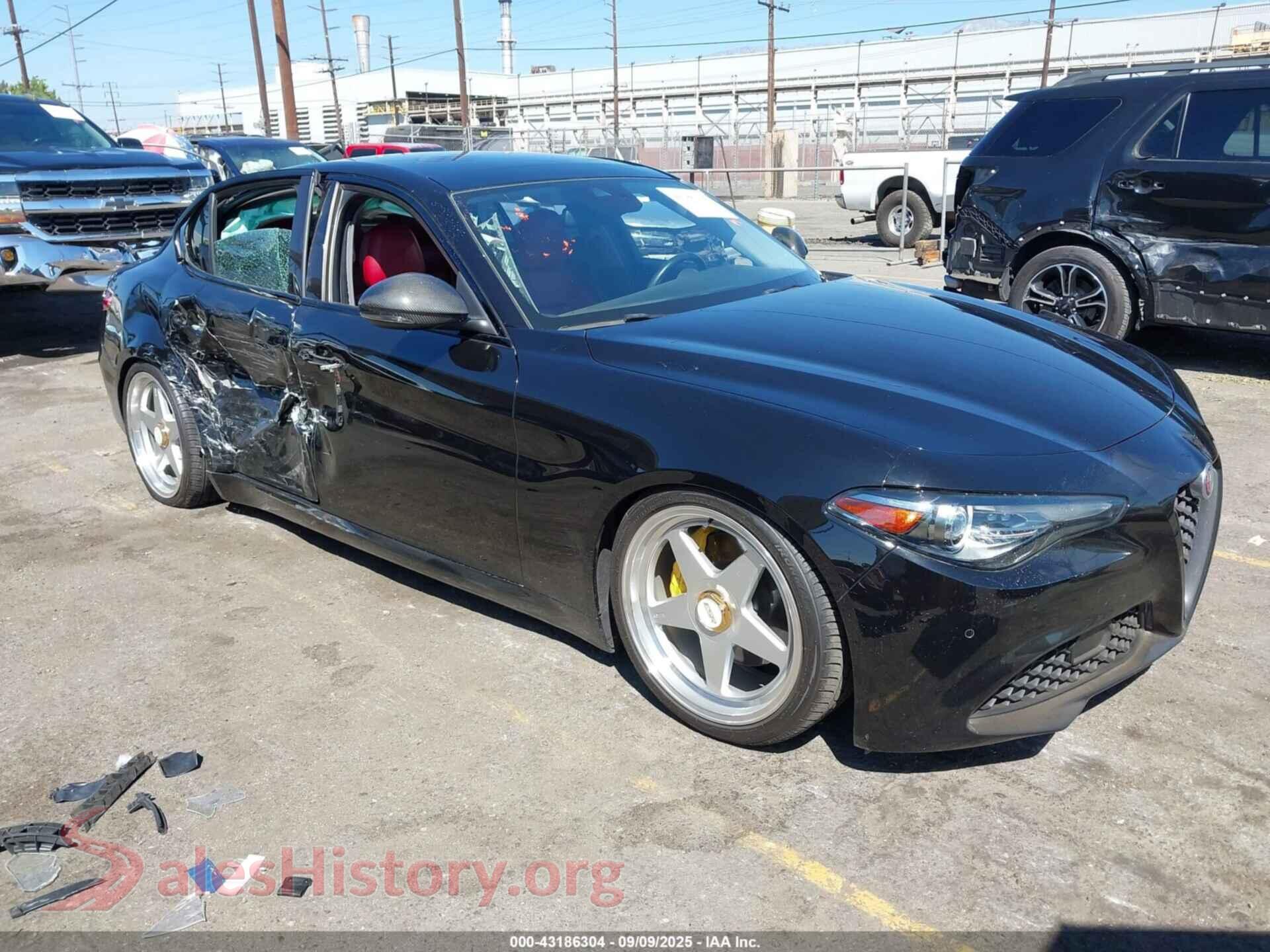 2020 ALFA ROMEO GIULIA — VIN ZARFAMAN8L7639107