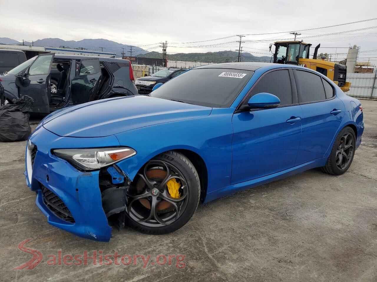 2019 ALFA ROMEO GIULIA — VIN ZARFAMBN2K7608979