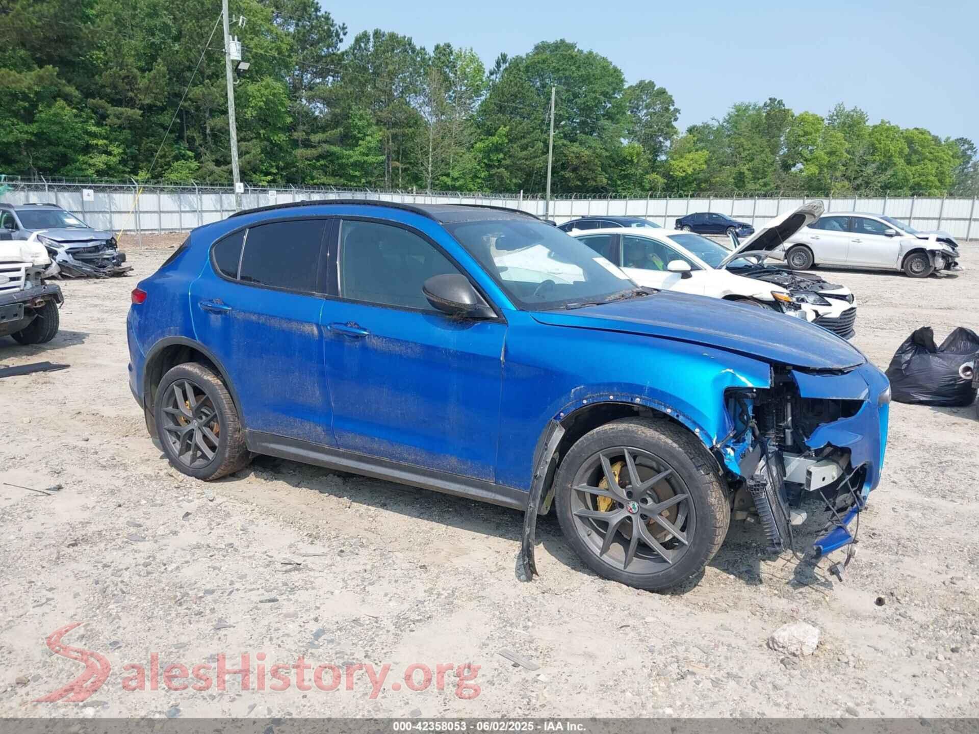 2018 ALFA ROMEO STELVIO — VIN ZASFAKNN4J7C01052