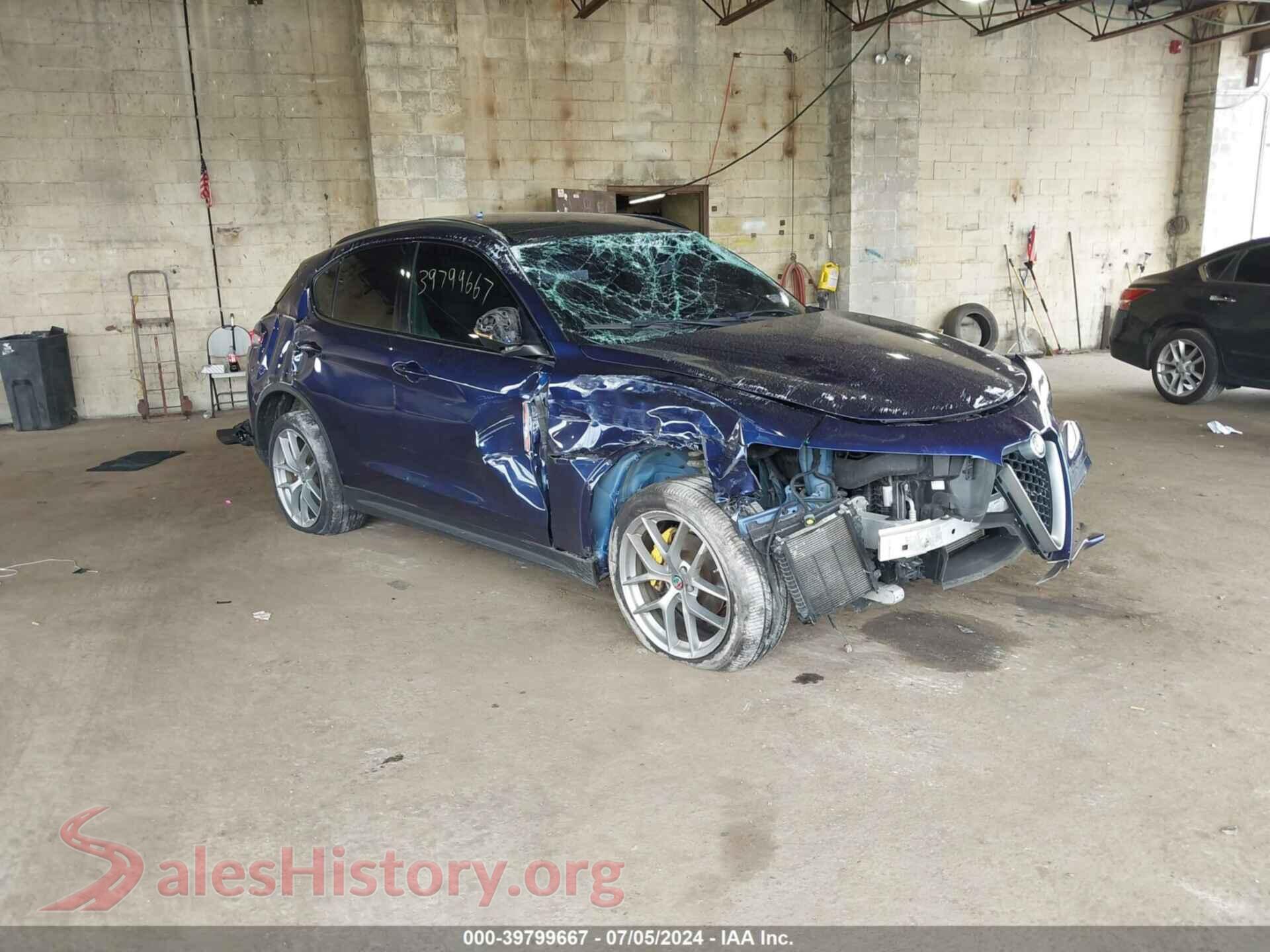 2018 ALFA ROMEO STELVIO — VIN ZASFAKNN6J7C07483