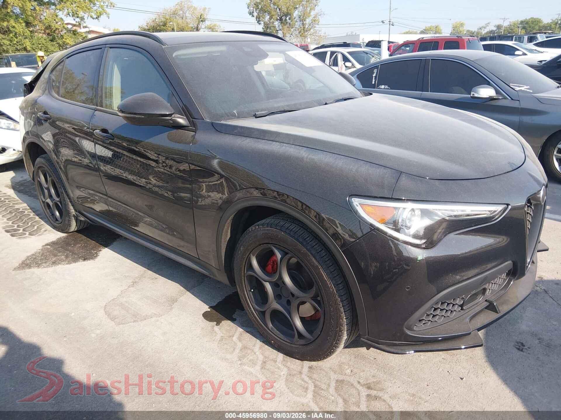 2021 ALFA ROMEO STELVIO — VIN ZASPAKAN5M7D18427
