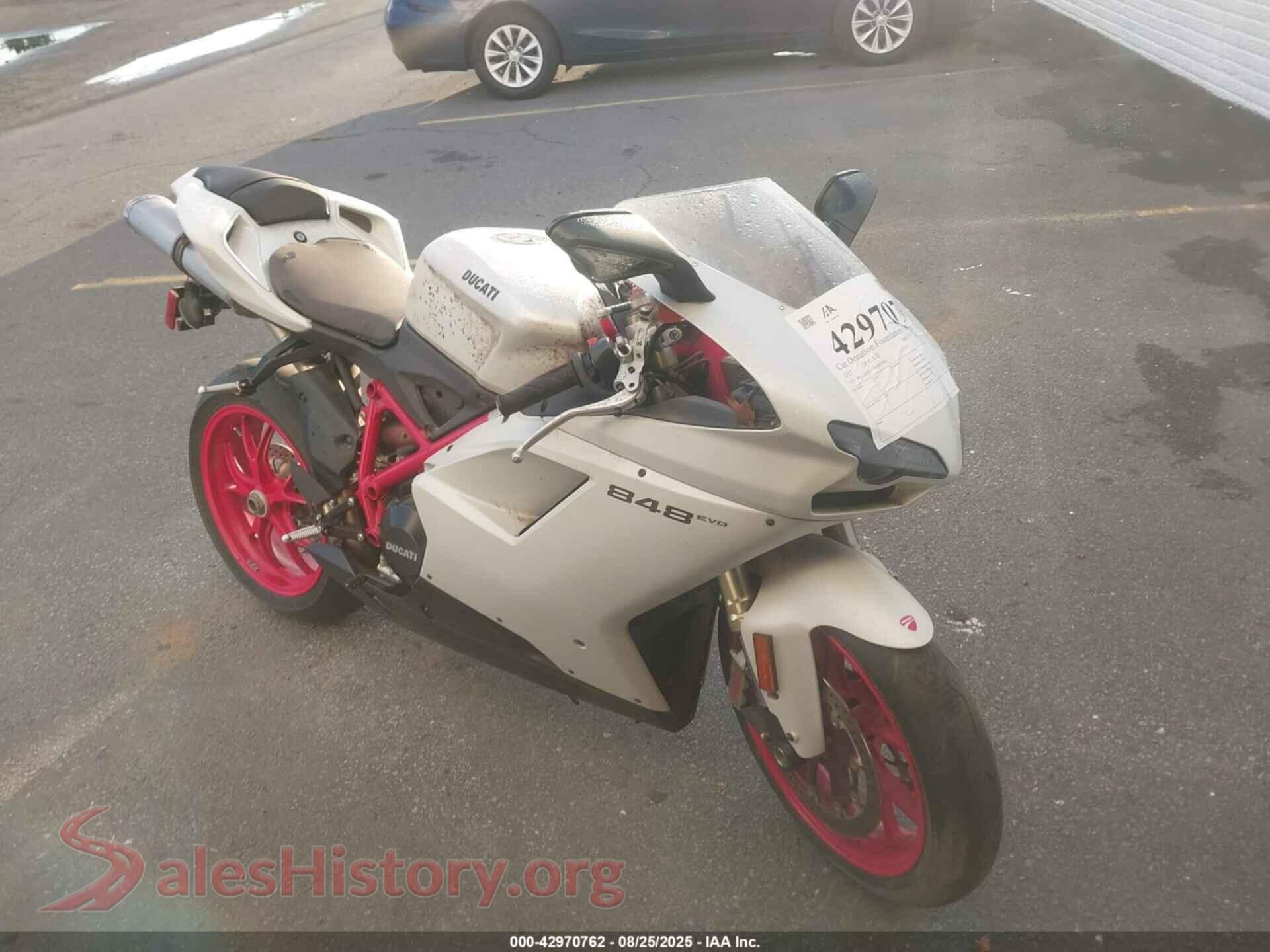2013 DUCATI SUPERBIKE — VIN ZDM1XBMV5DB023158